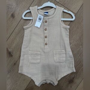 Old Navy Onesie / 6-12M